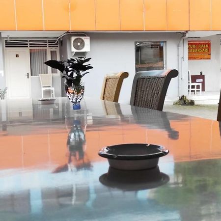 Ratu Guesthouse Sleman (Yogyakarta) Exterior foto